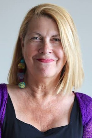 Amparo Climent backdrop