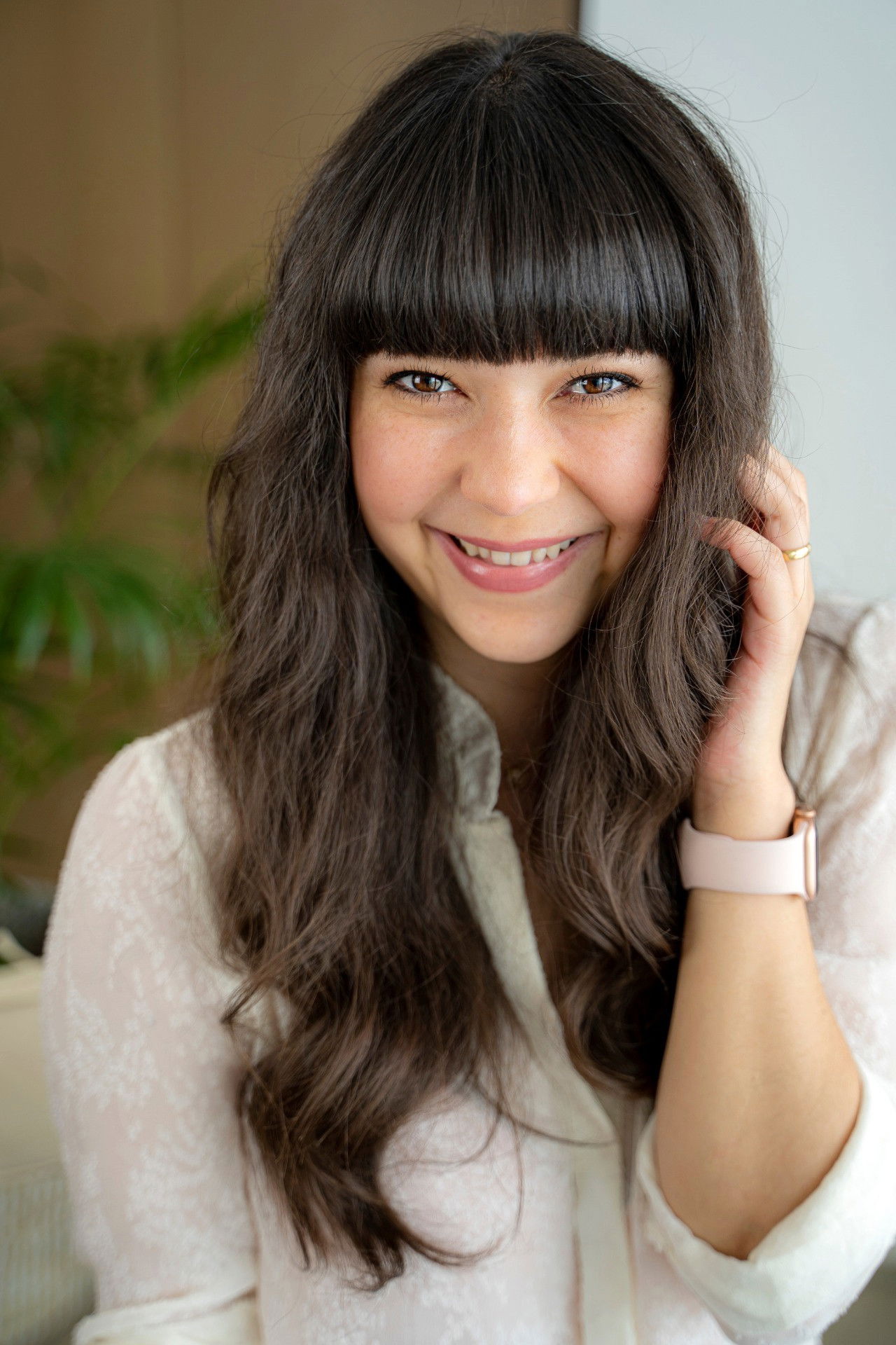 Nina Van Rompaey backdrop