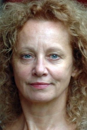 Anne De Broca backdrop