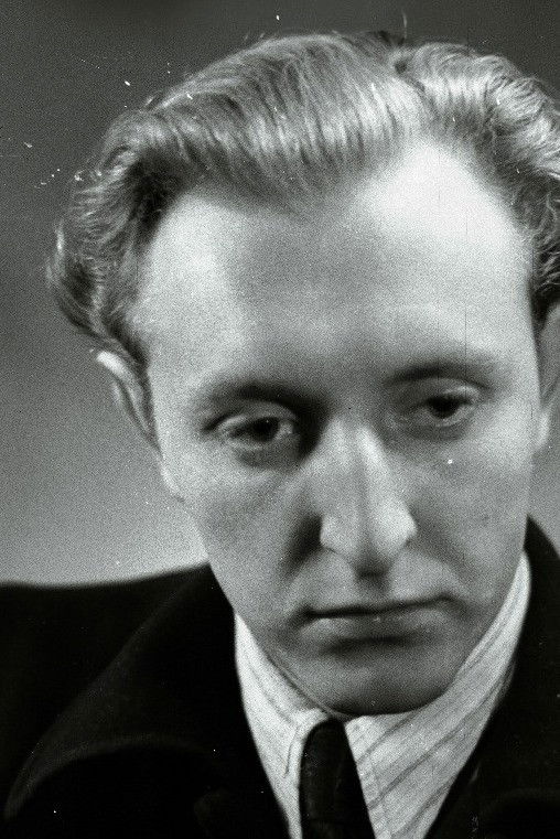 Valdur Himbek backdrop