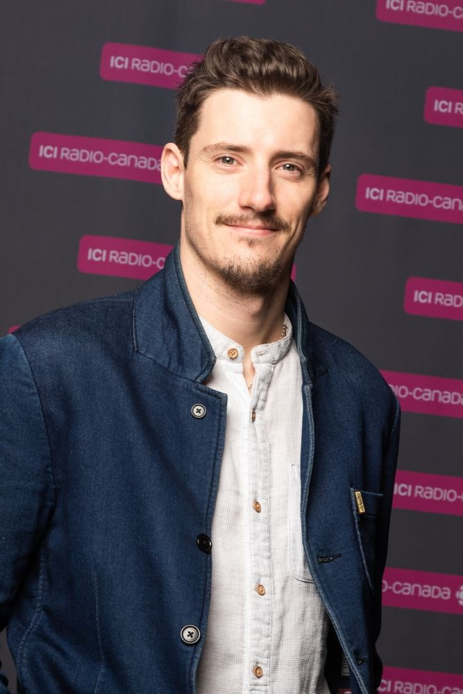 Frédéric Millaire-Zouvi backdrop