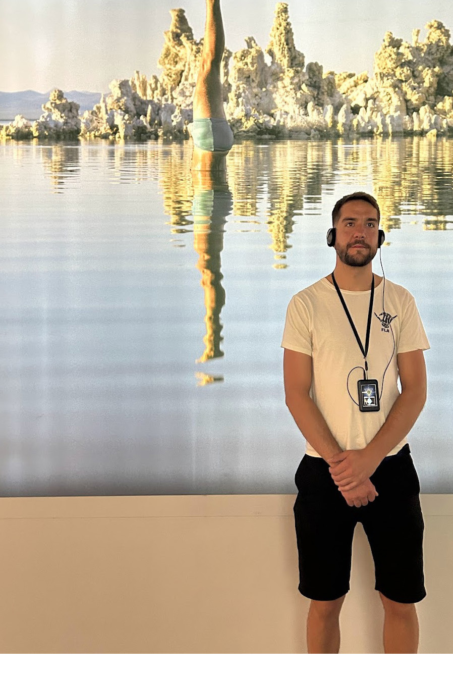 Eric McKenzie backdrop