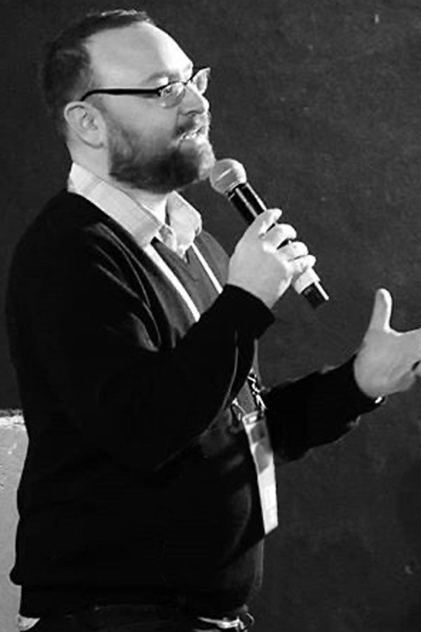 Matthew L. Weiss backdrop