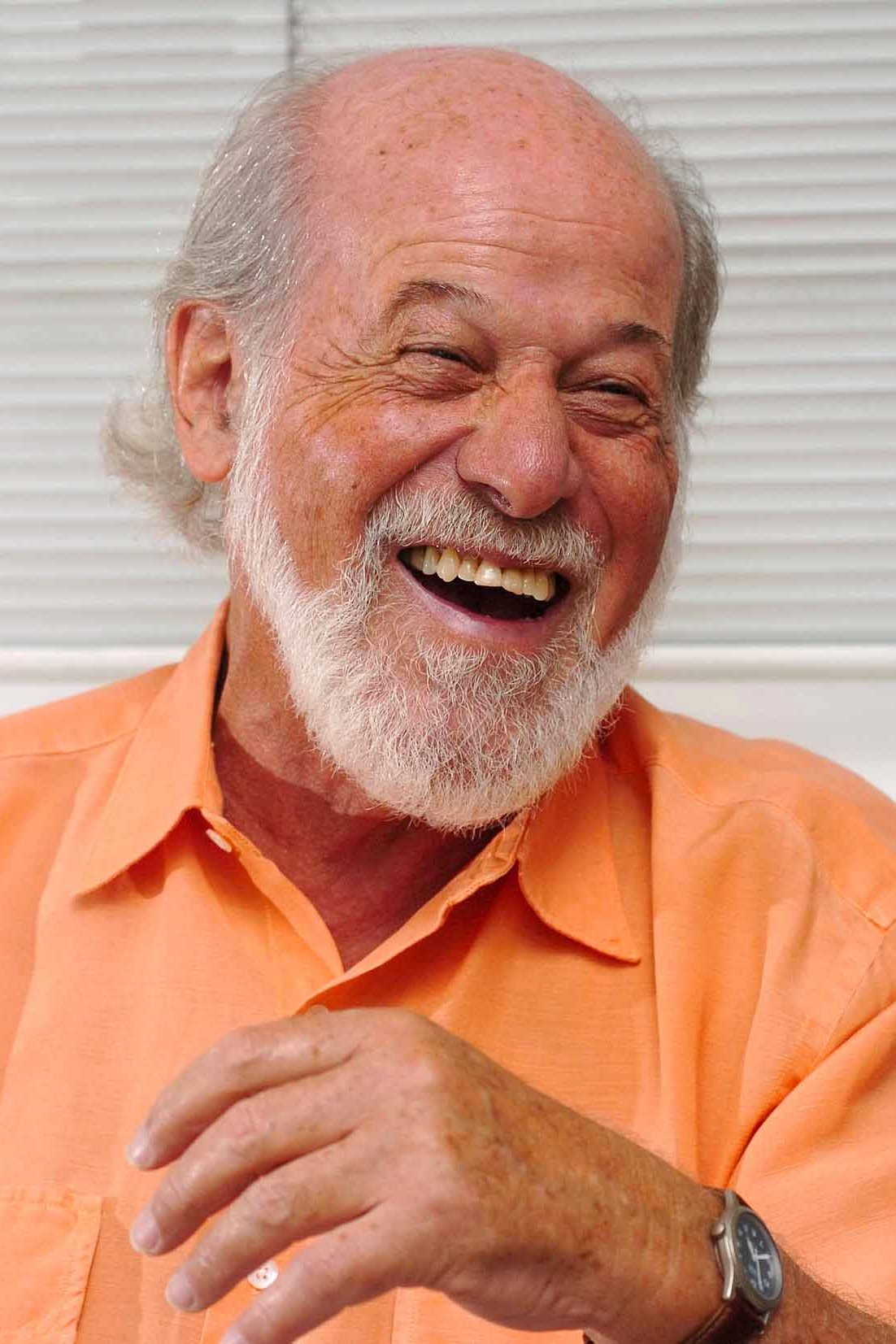 Zuza Homem de Mello backdrop