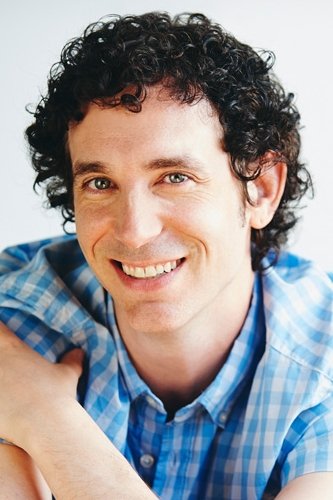 Jonas Chernick backdrop