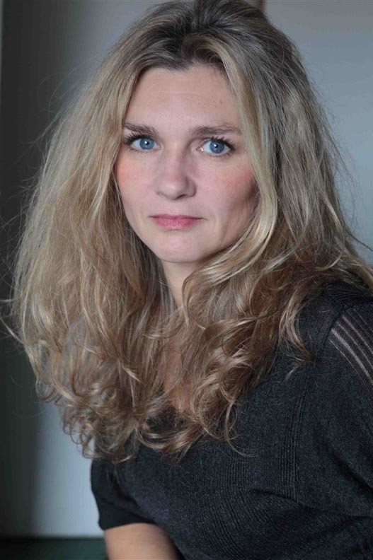 Marie Donnio backdrop