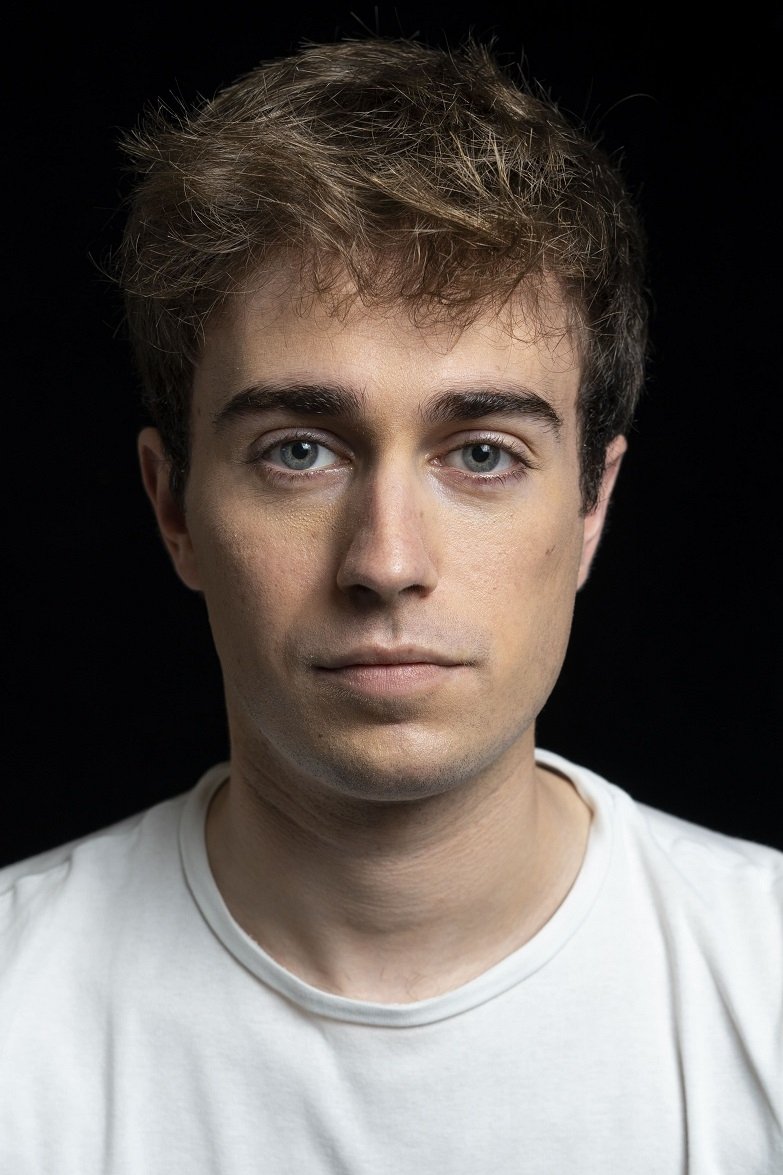 Ferran Rull backdrop