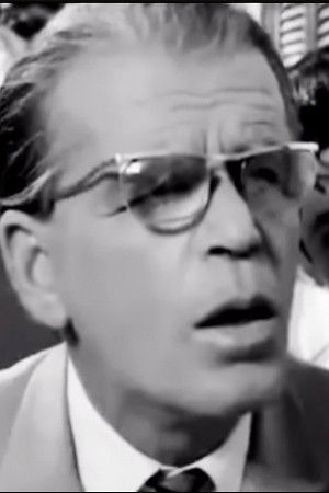 Kostas Mendis backdrop