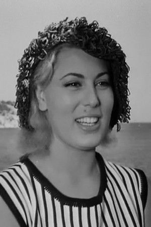 Hristina Apostolou backdrop