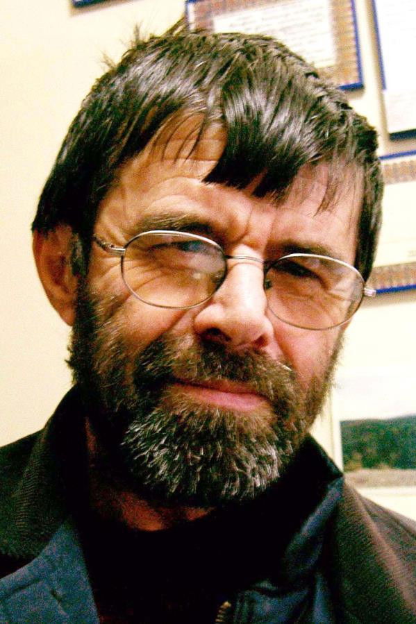 Ahmet Uluçay backdrop