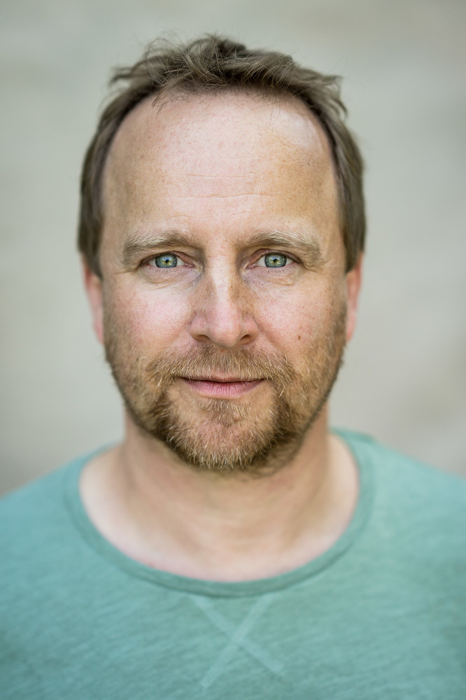 Karsten Kramer backdrop