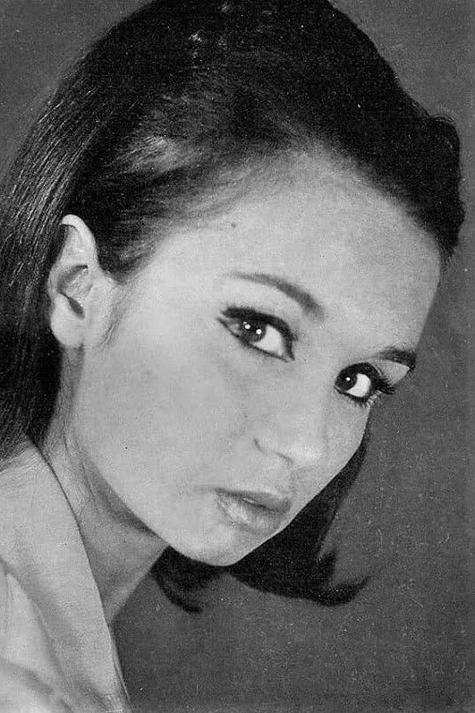 Katerina Gogou backdrop