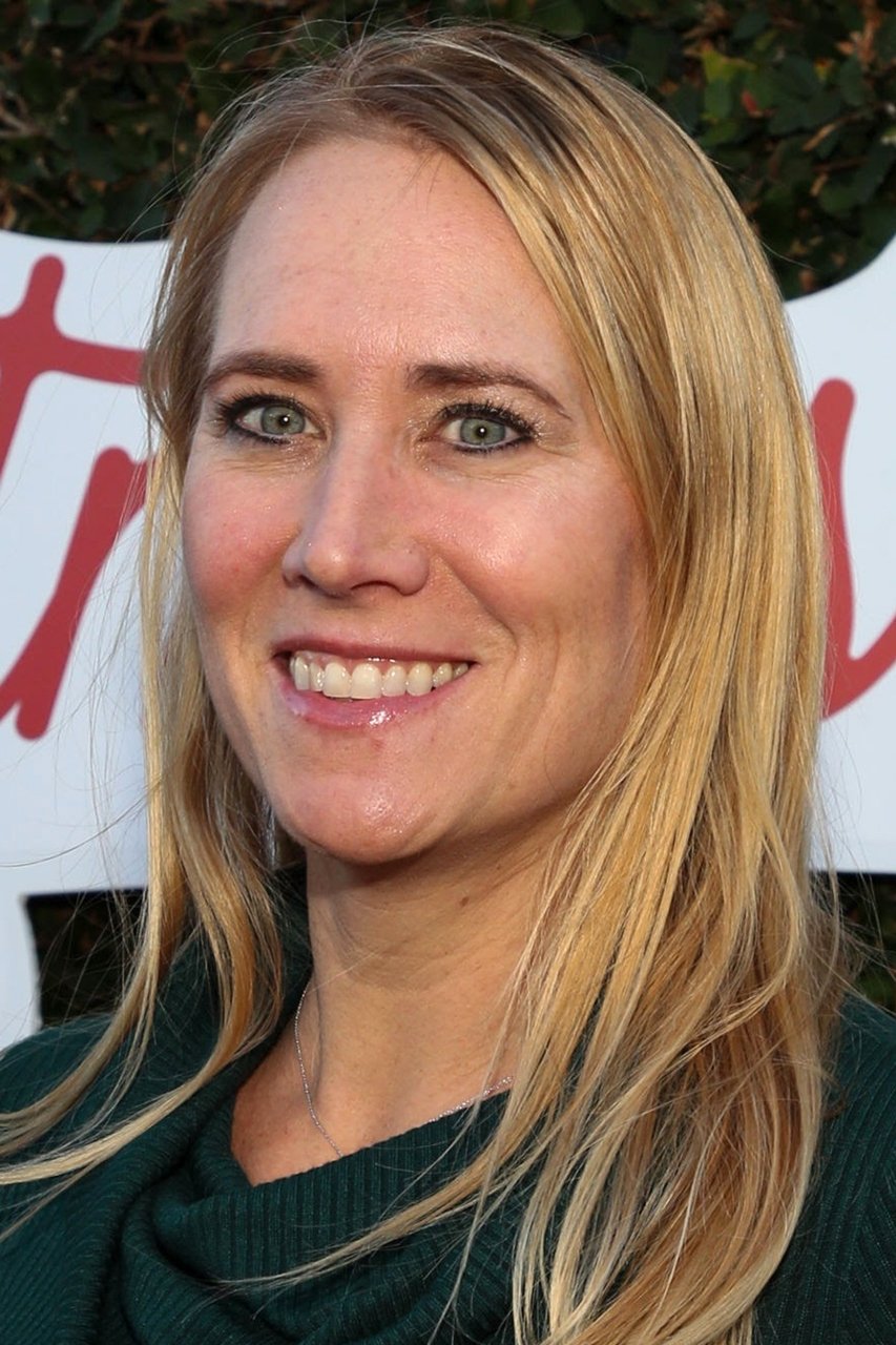 Cara J. Russell backdrop