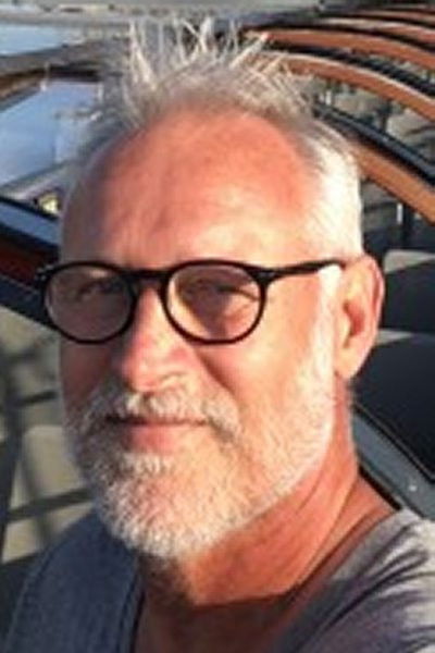 Frank Lundsgaard Gundersen backdrop