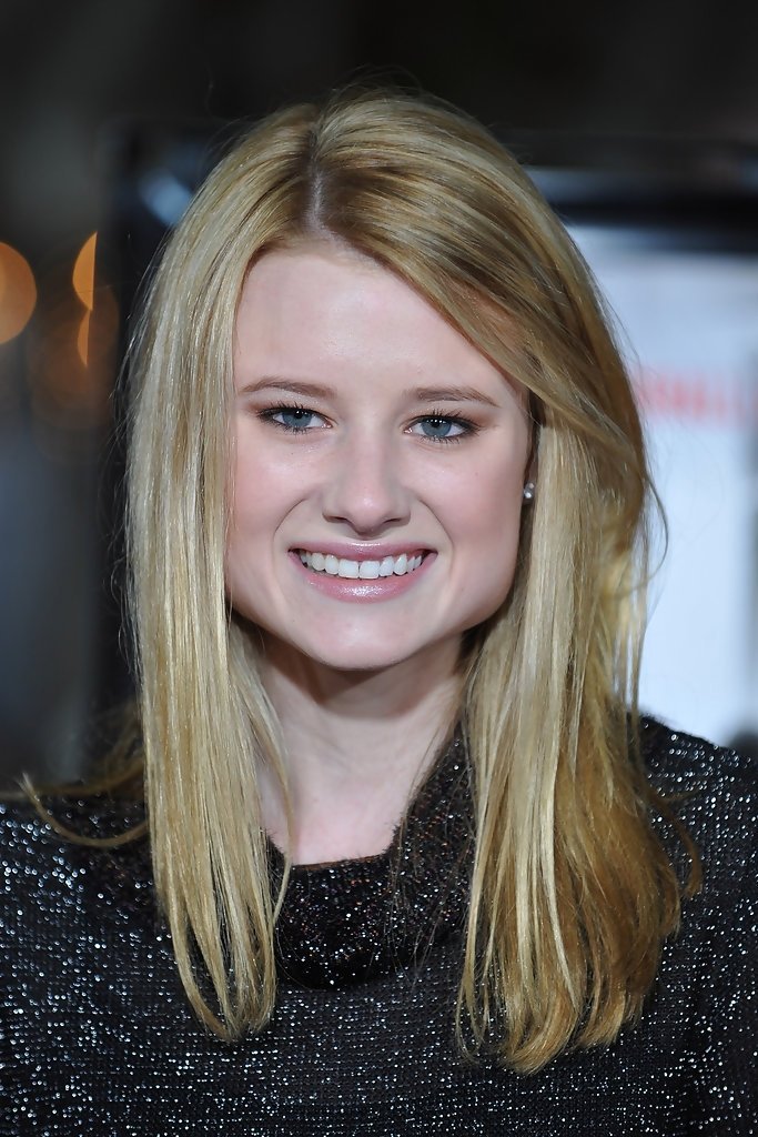 Natalie Floyd backdrop