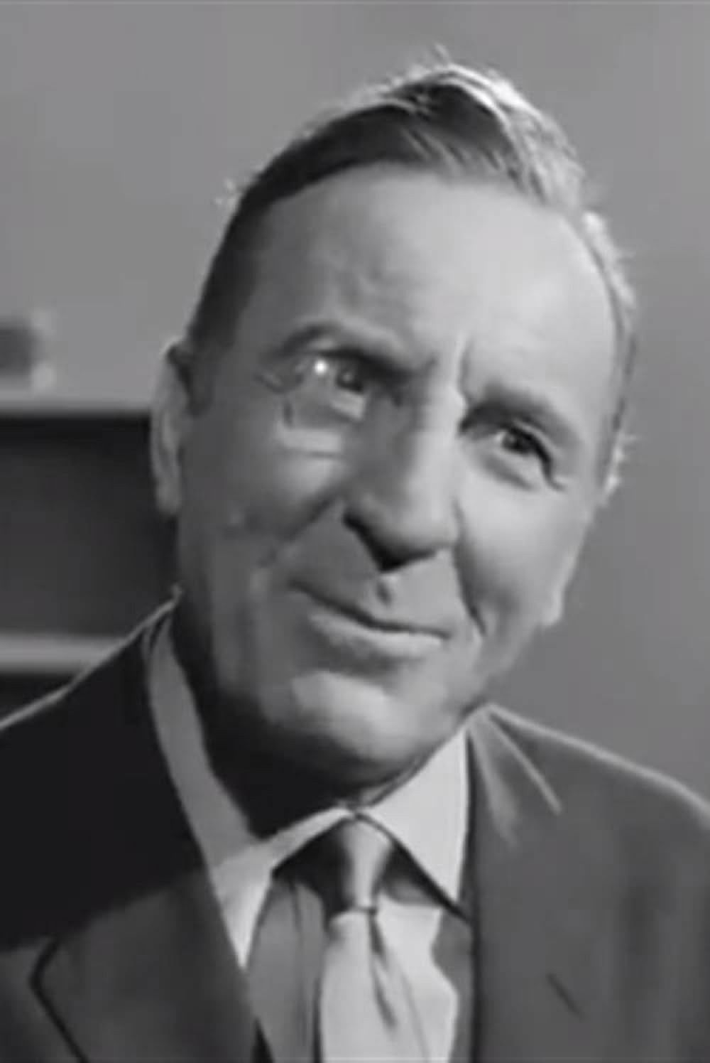 Aris Malliagros backdrop