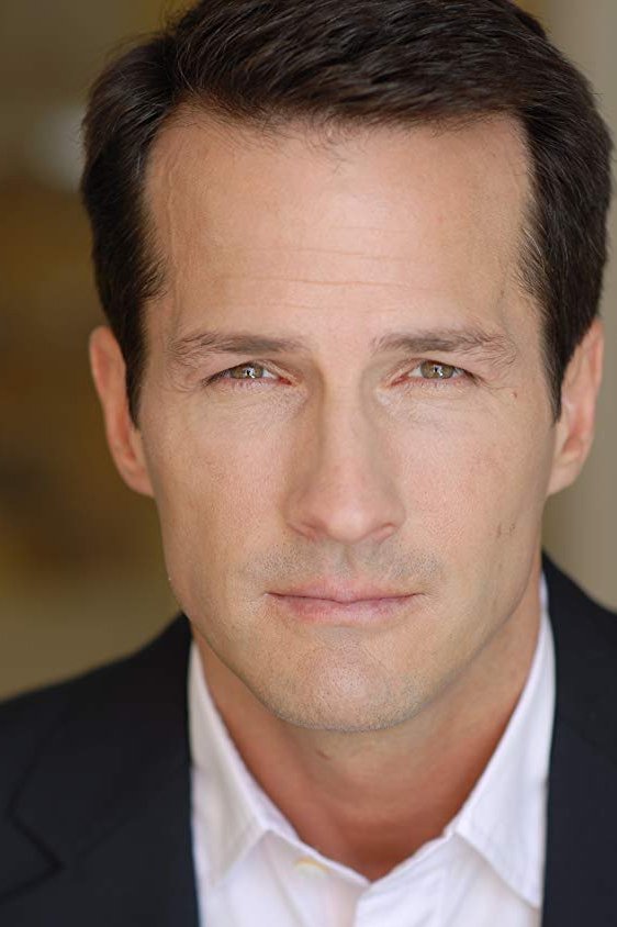 Alan Pietruszewski → Alan Pjetrushjevski backdrop