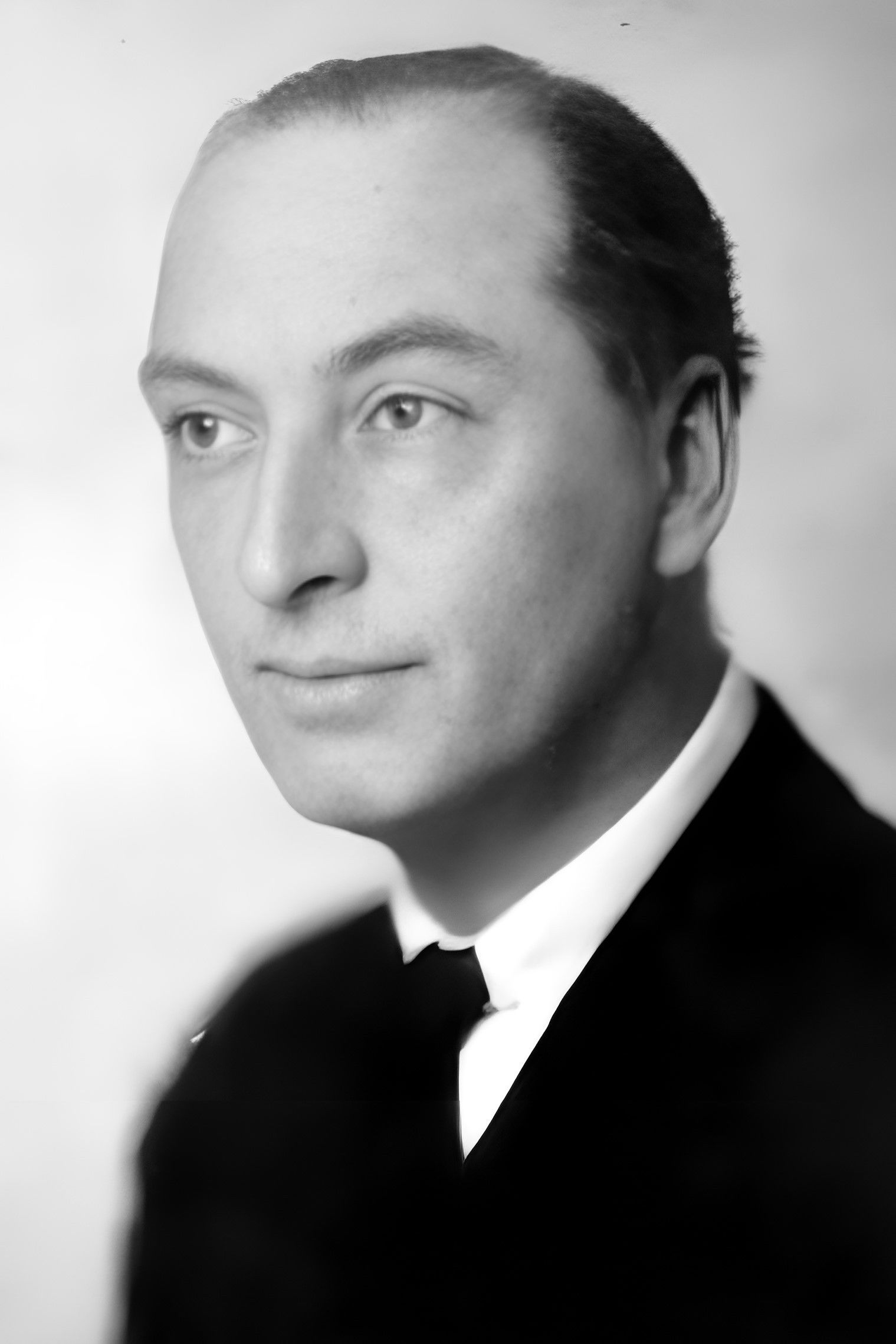 Frank Royde backdrop