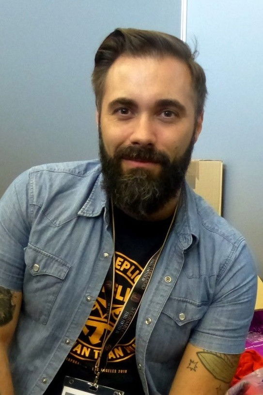 Frédéric Zolfanelli backdrop