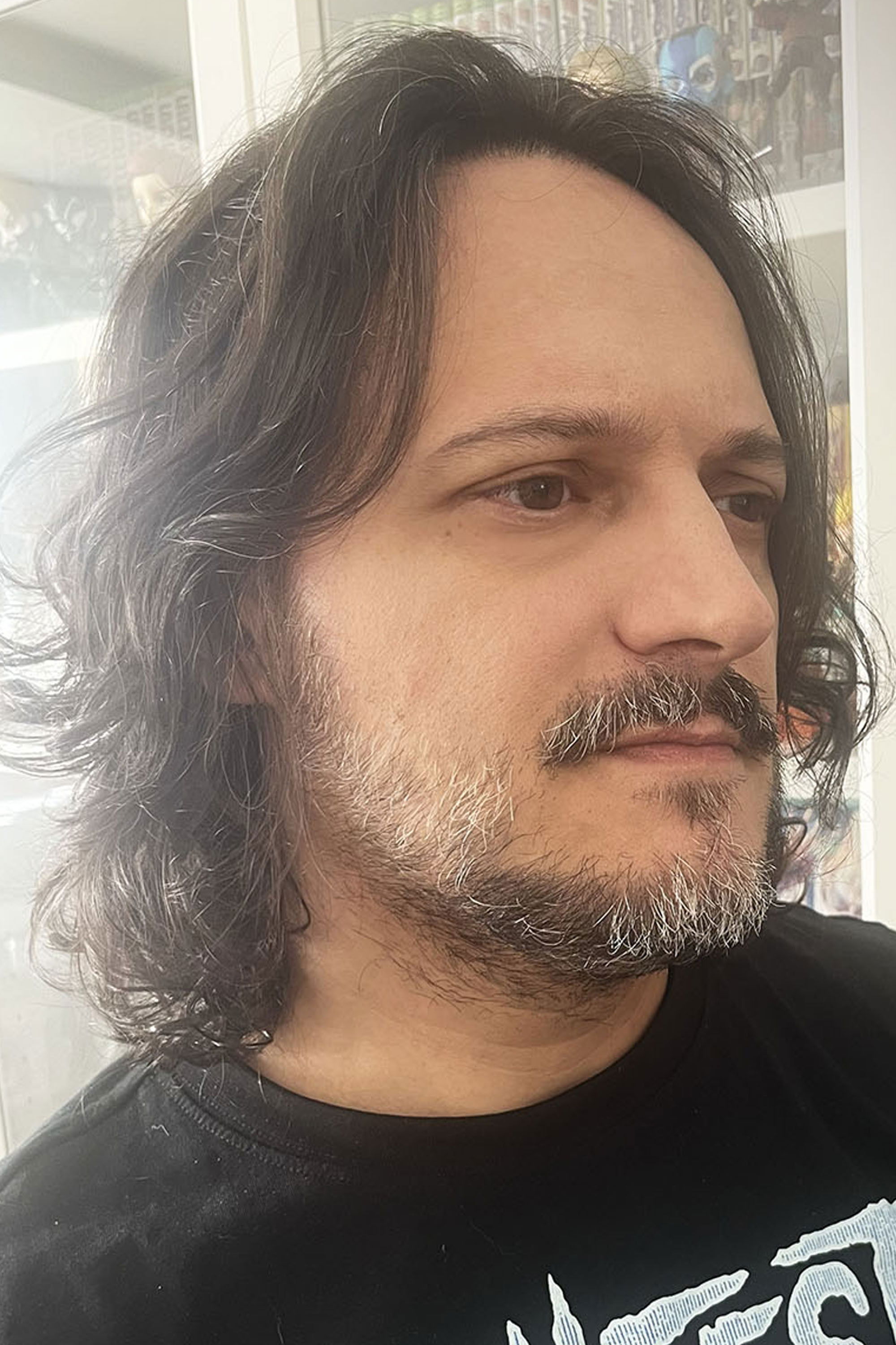 Philippe Cardona backdrop