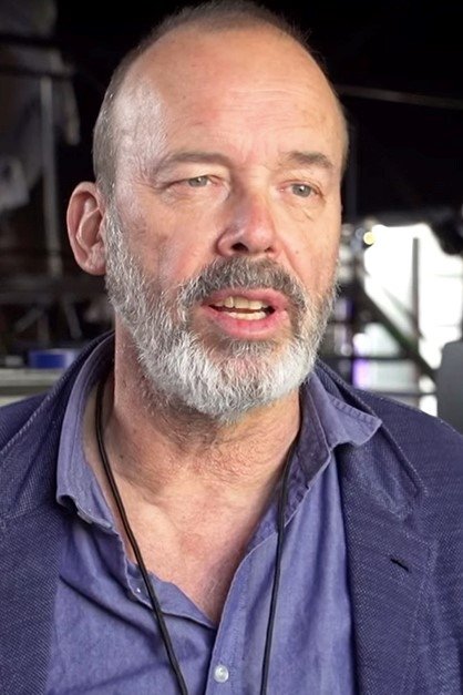 Patrik Udröf backdrop