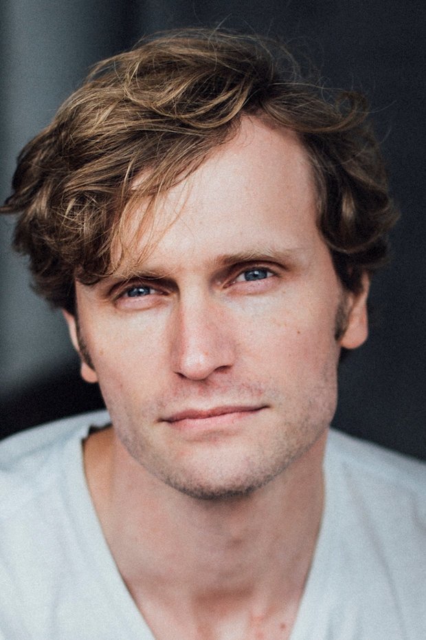 Ullrik Brandhof backdrop