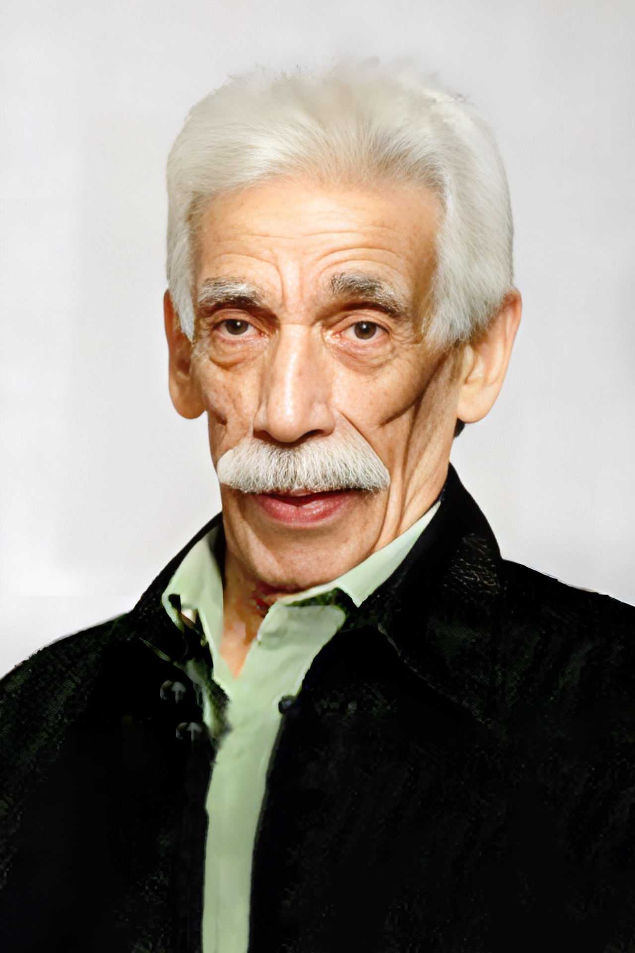 M'hamed Benguettaf backdrop