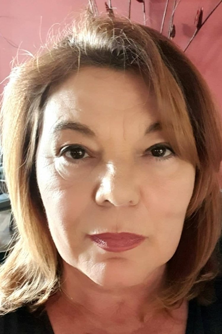 Katerina Kocevska backdrop