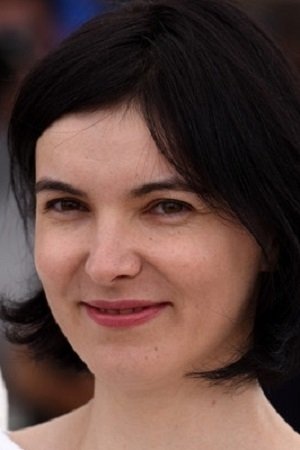 Marcela Ursu backdrop