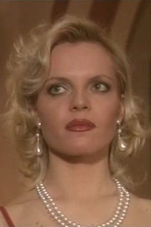 Edith Rozanyai backdrop