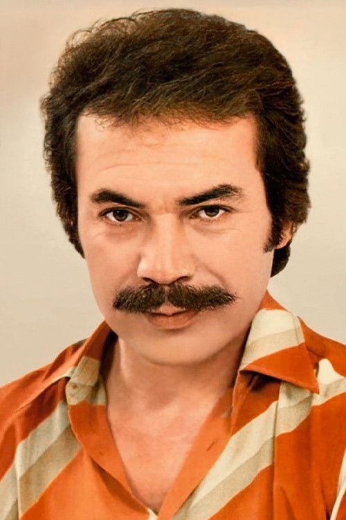 Orhan Gencebay backdrop