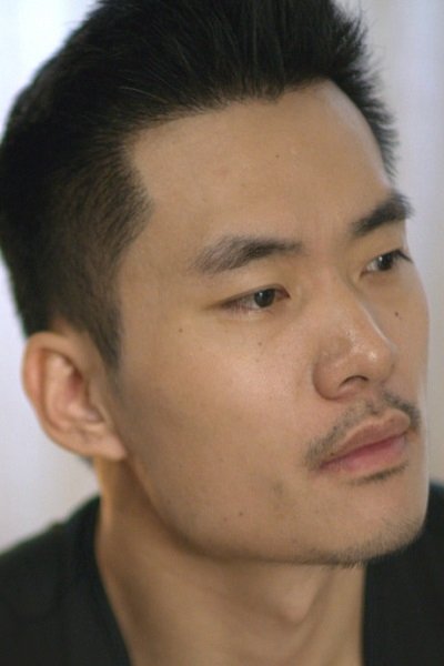 Young-H. Lee backdrop