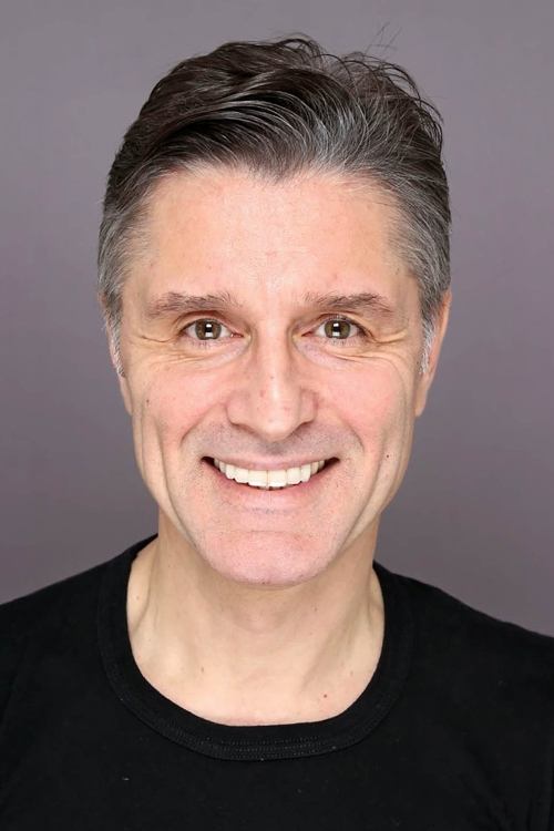 Hazım Körmükçü backdrop