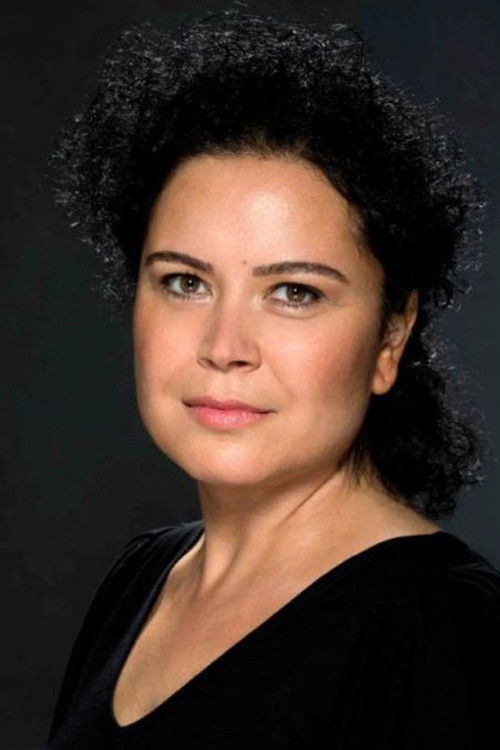 Gülsüm Alkan backdrop