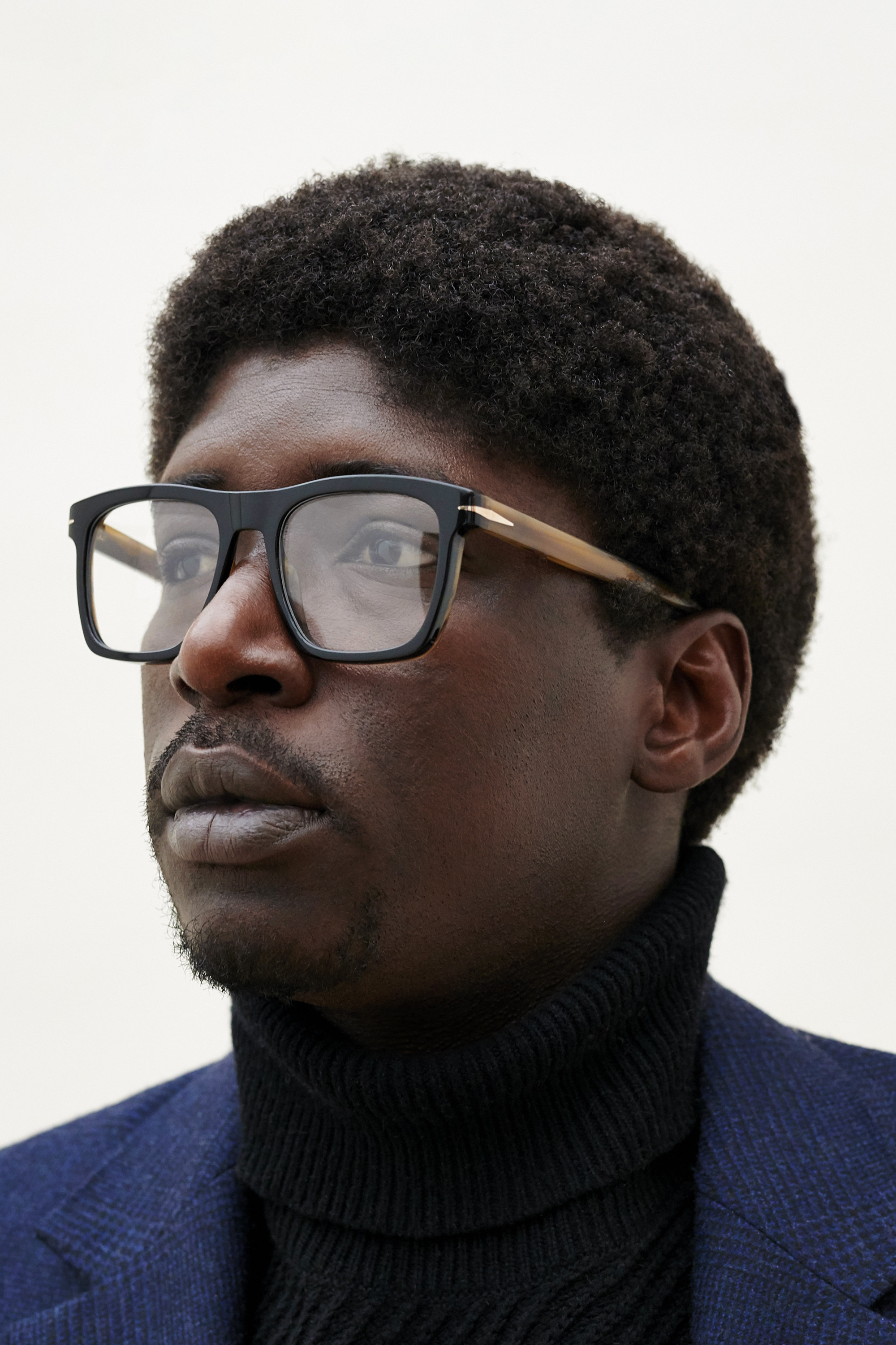 Alassane Sy backdrop