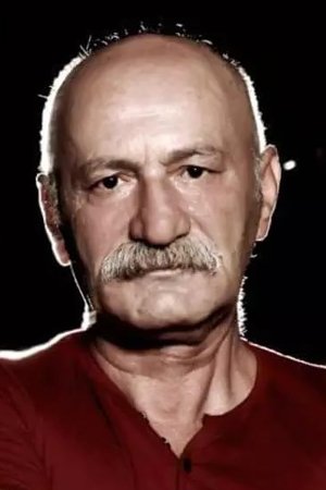 Ali Erkazan backdrop