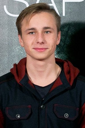 Edvinas Goldsteinas backdrop