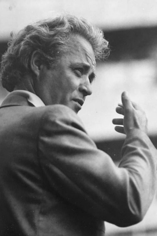 Dimitar Petrov backdrop