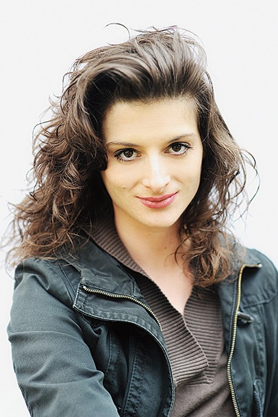 Adél Jordán backdrop