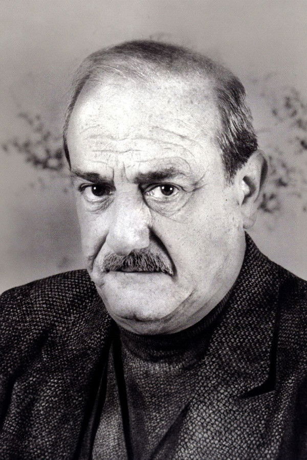 Erdoğan Dikmen backdrop