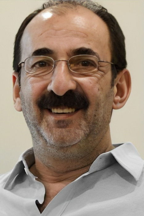 Bican Günalan backdrop