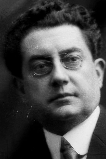 Alexis Ghasne backdrop