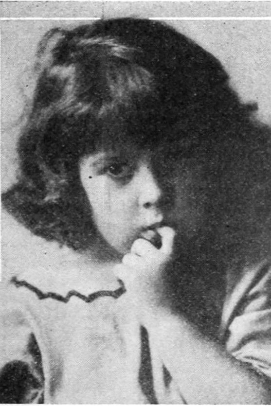 Lorna Volare backdrop