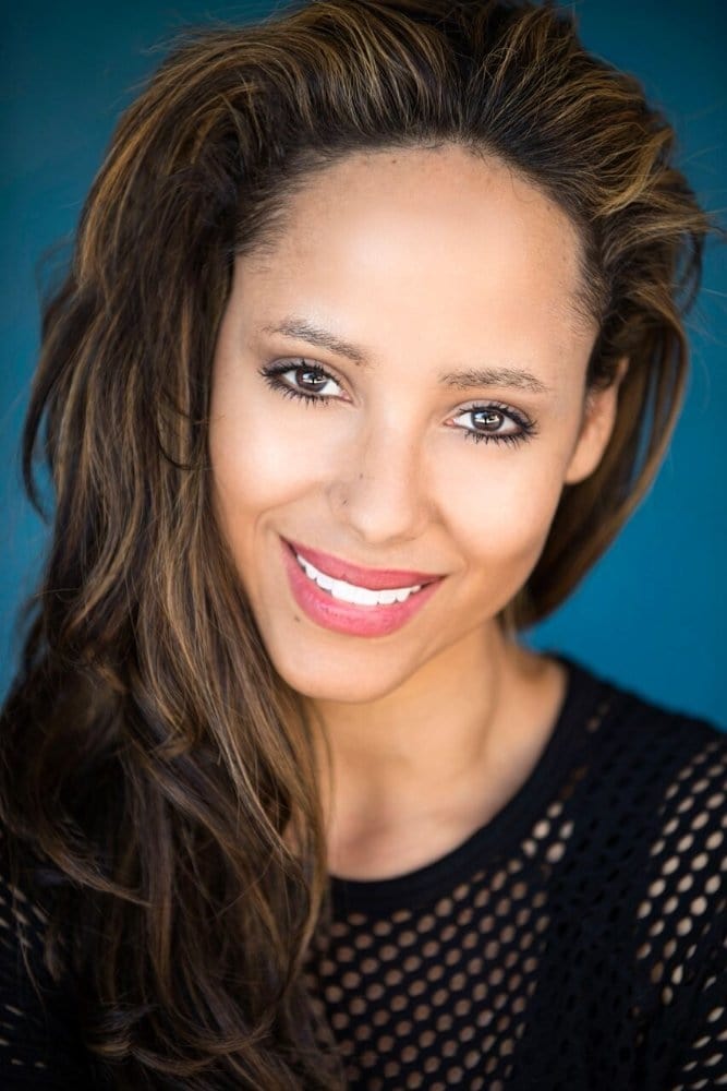 Marilinda Rivera backdrop