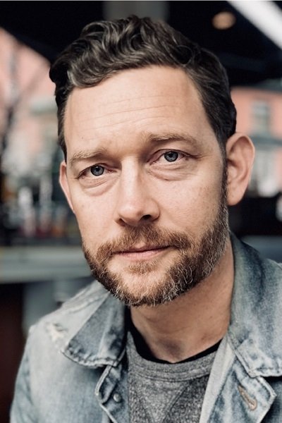 Darren Dolynski backdrop