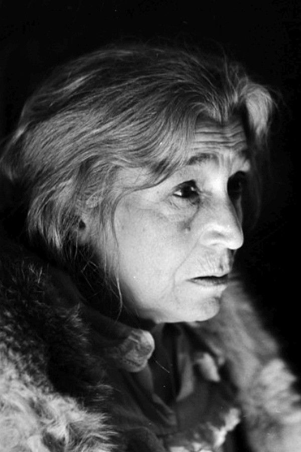 Irena Ładosiówna backdrop