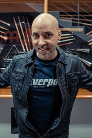 Paulinho Fonseca backdrop