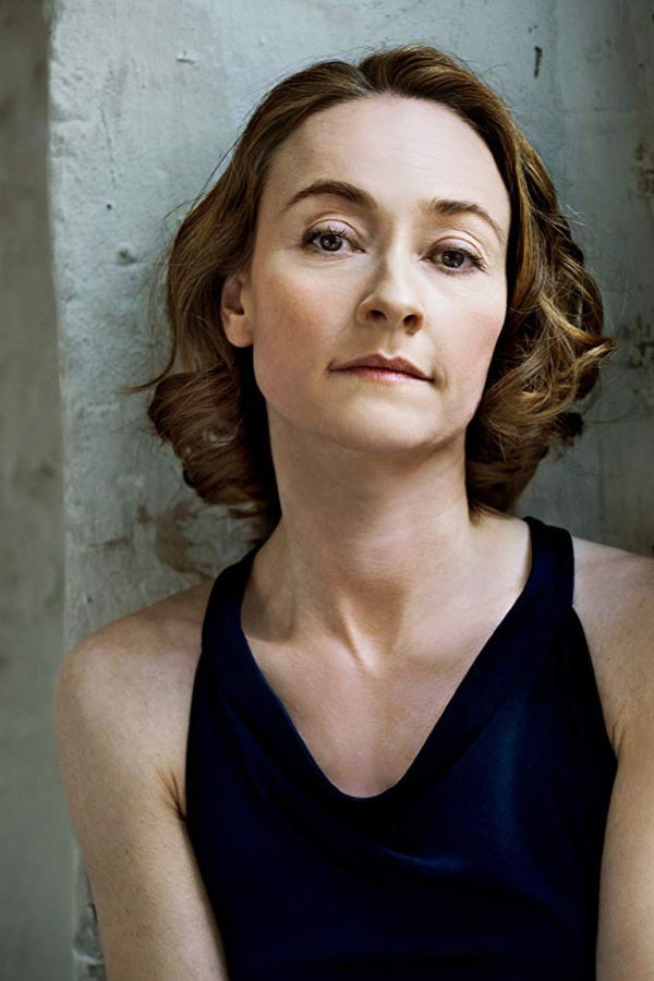 Bettina Lohmeyer backdrop