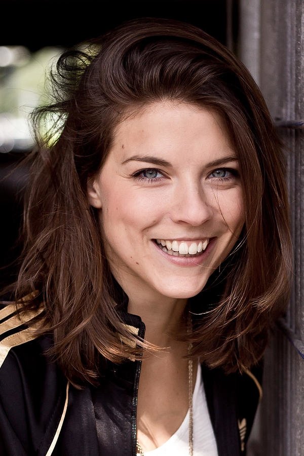 Maike Johanna Reuter backdrop