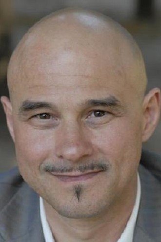 Xavier Tchili backdrop